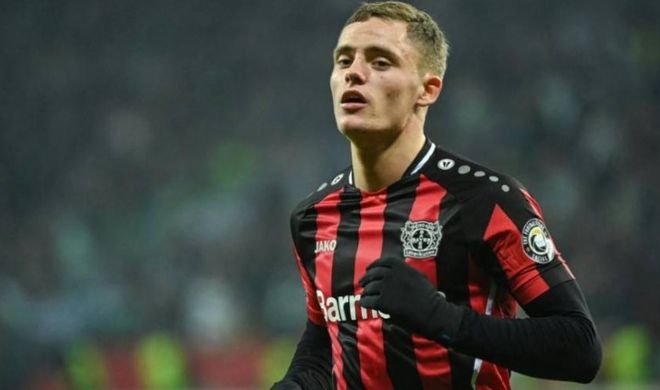 开云APP-德甲赛前走向成谜；葡萄牙体育回应争议；赛场秩序良好；心理建设被强调的简单介绍