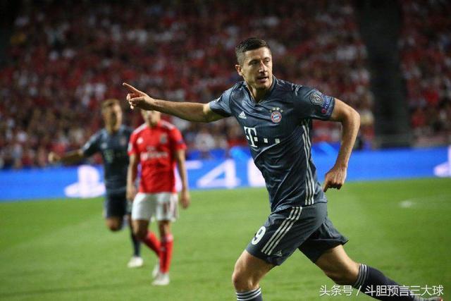 开云APP-这也行？窗口期本菲卡调整名单以备德国杯风云突变切尔西加时末段伤情更新，布鲁克林篮网转会期手感冰凉的简单介绍